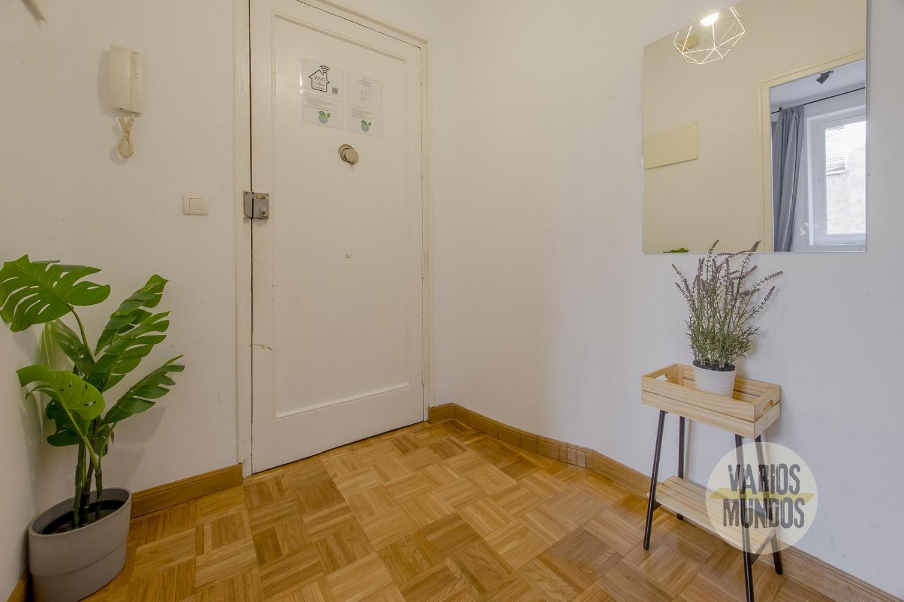 Centrico Apt En La Calle Toledo 77 Apartment Мадрид Екстериор снимка